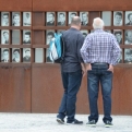 Remembering those who lost their lives at the Berlin wall